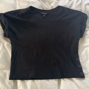 Cropped BR T-shirt with button detail